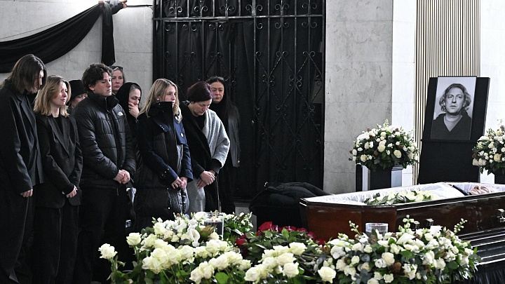 В Москве завершилось прощание с Александром Олейниковым