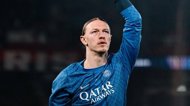 Сафонов вошел в стартовый состав "ПСЖ" на матч 1/8 финала ЛЧ против "Челси"